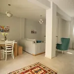 Santacara Apartmán *