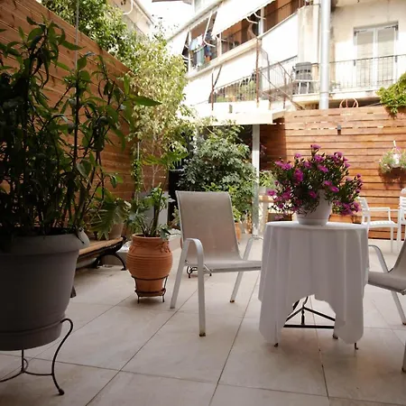 Santacara Apartment
