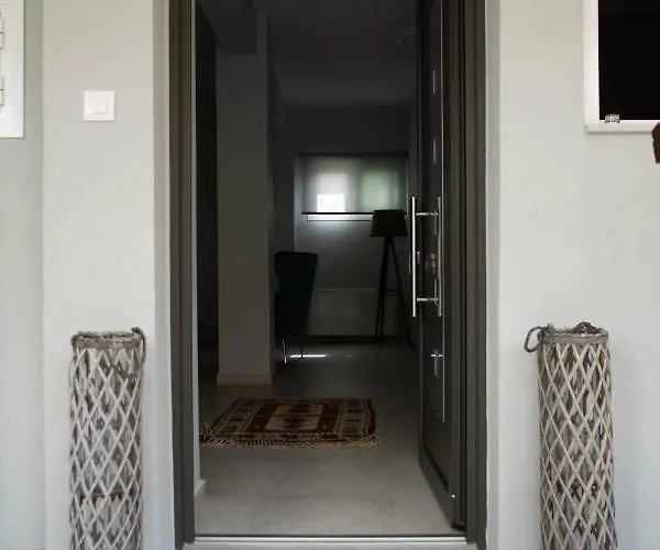 Santacara Apartment